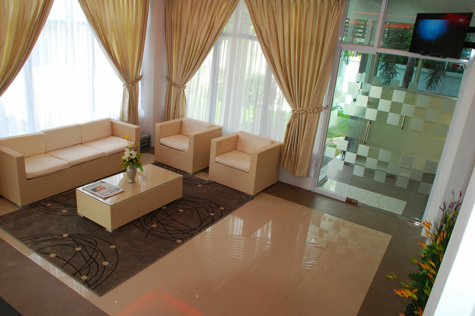 Hotel 72 Yangon Ngoại thất bức ảnh