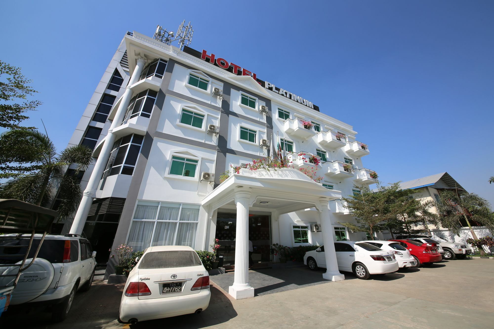 Hotel 72 Yangon Ngoại thất bức ảnh