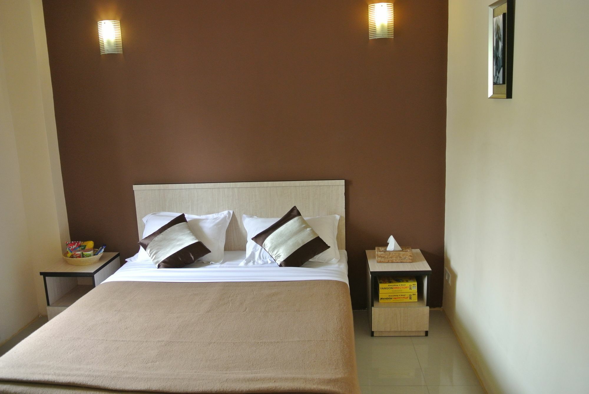 Hotel 72 Yangon Ngoại thất bức ảnh