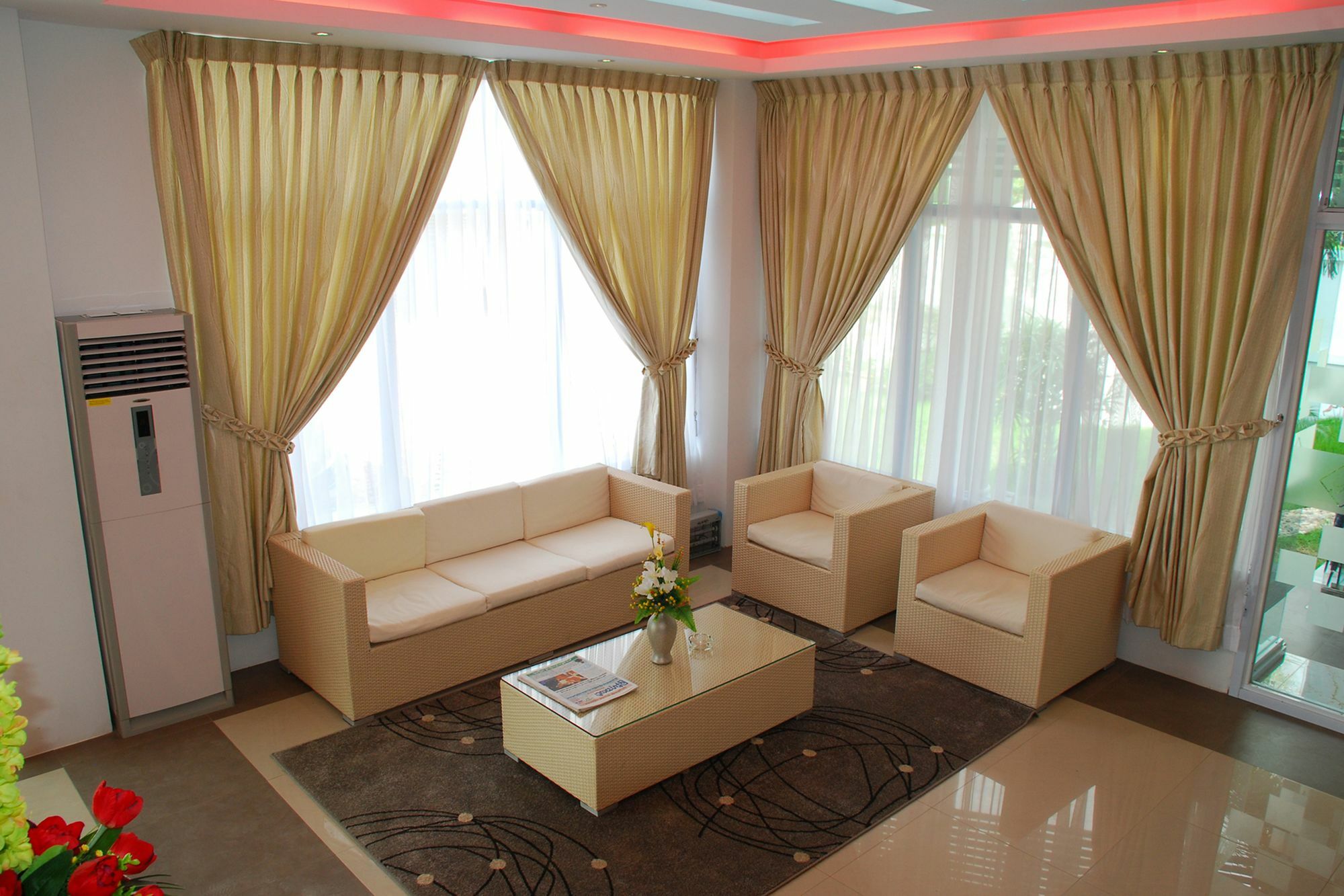 Hotel 72 Yangon Ngoại thất bức ảnh